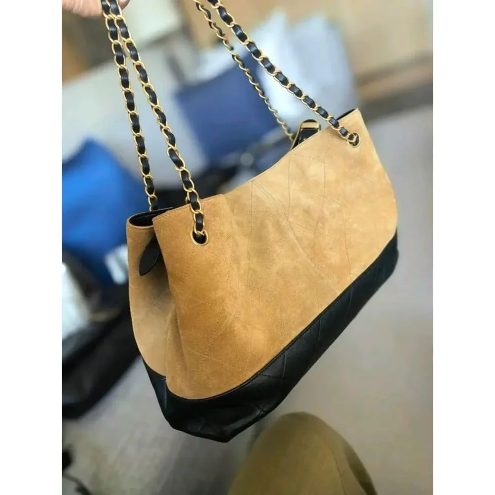 Chanel Women Pre-Loved Bag Very Good Condition